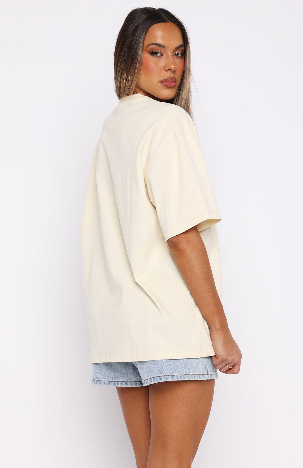 The Heart Doesn't Lie Oversized Tee Cream