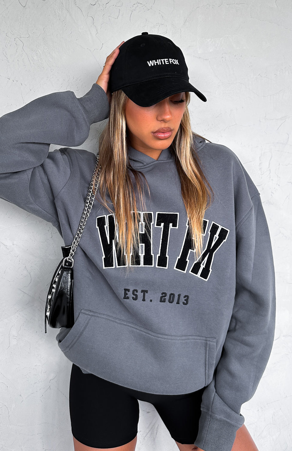 Time To Travel Cap Black