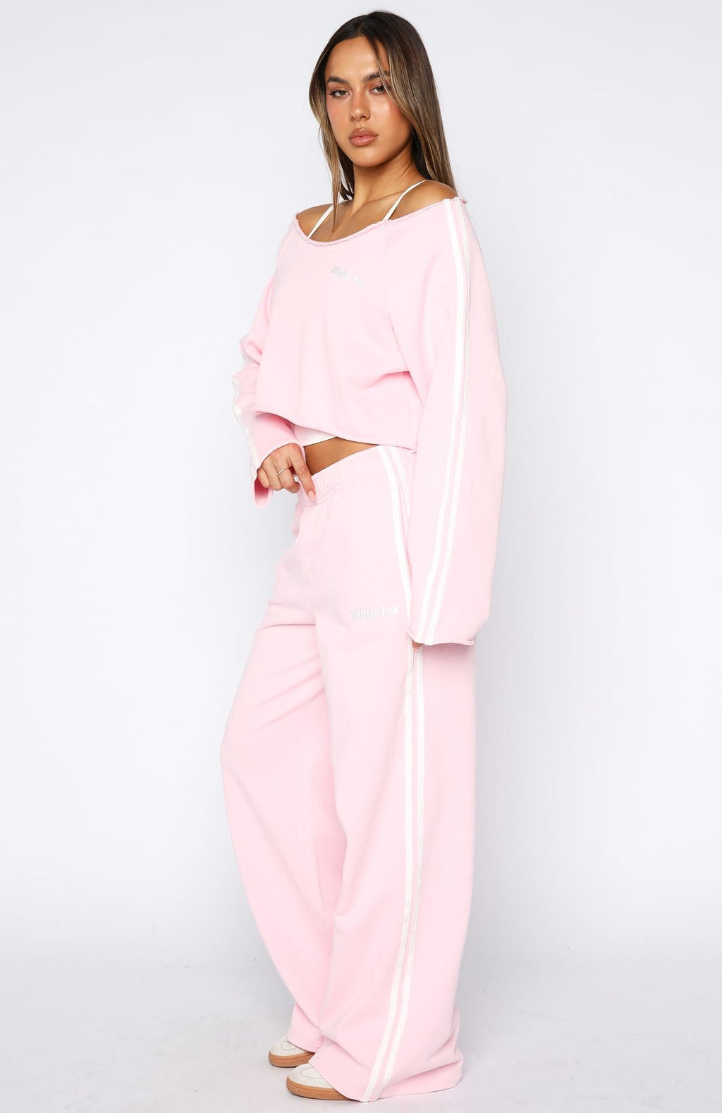 Star Student Wide Leg Sweatpants Pink