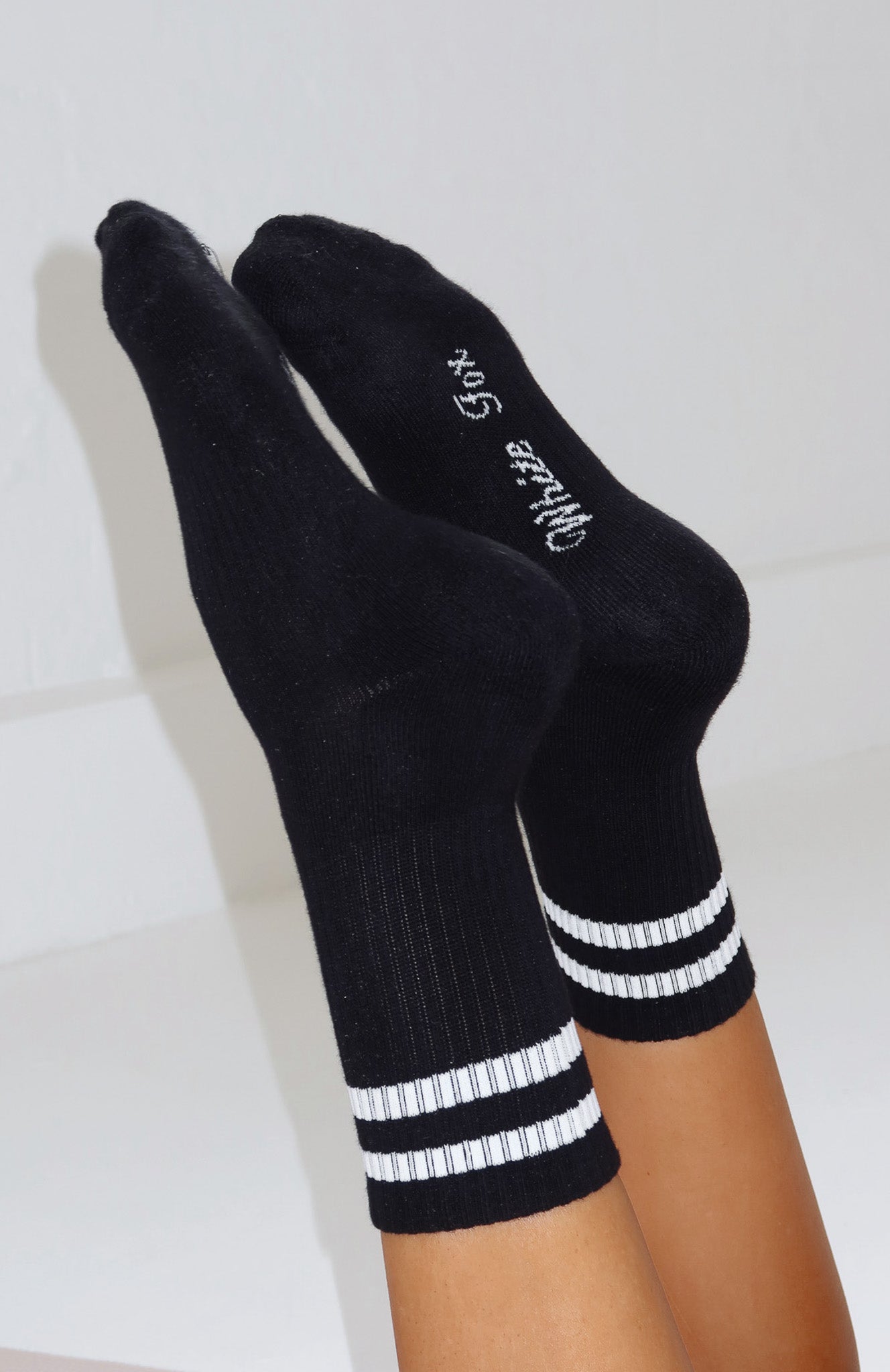 Grounded Socks Black/White