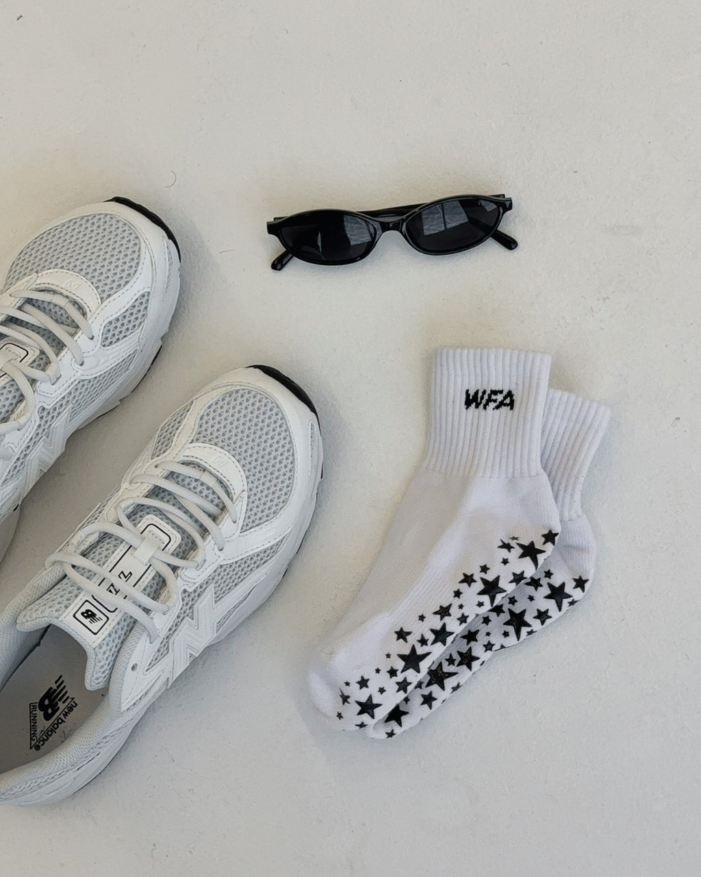 No Slowing Down Grip Socks White/Black