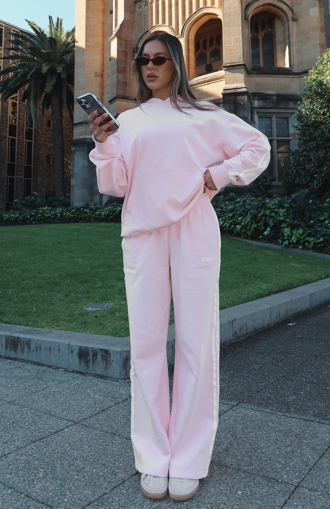 Star Student Wide Leg Sweatpants Pink