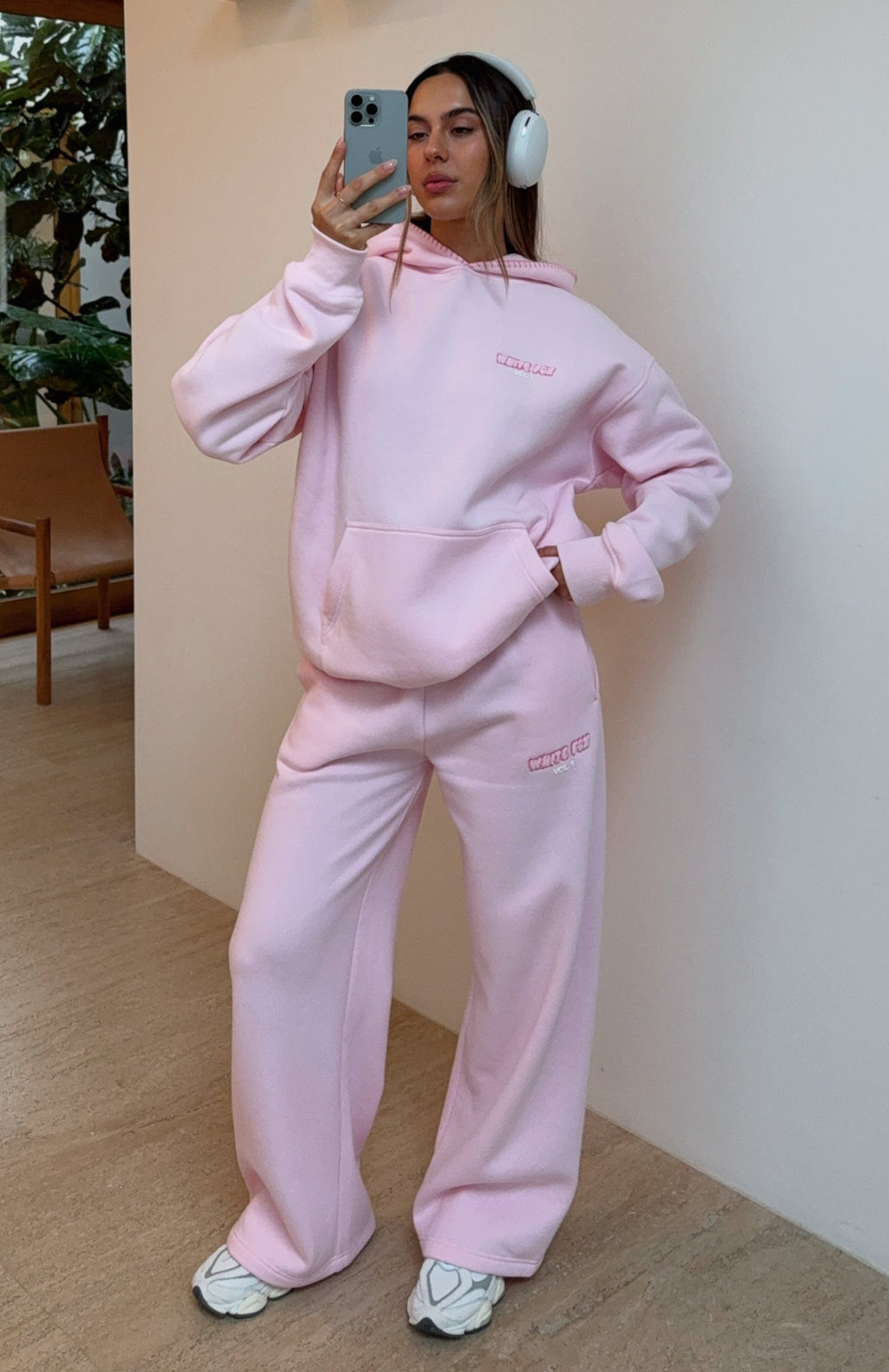 Vol. 1 Wide Leg Sweatpants Posy